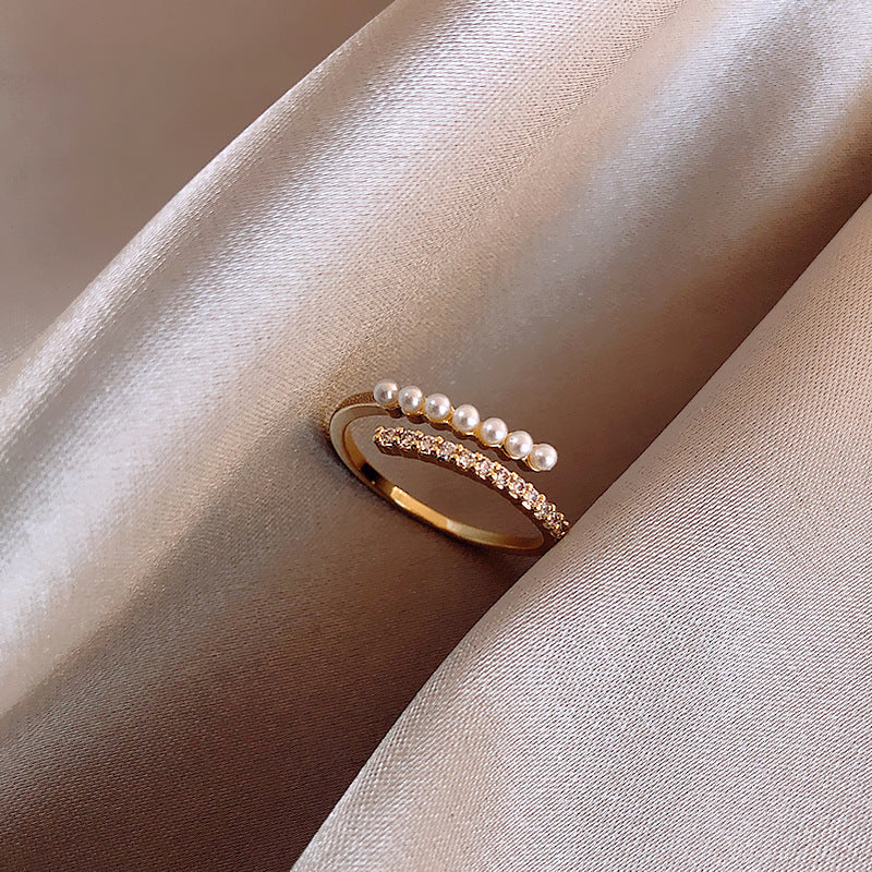 Elegant Gold Copper Ring with Pearl Row