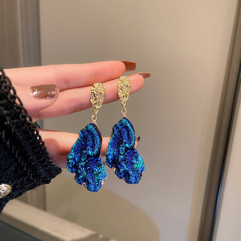 Mystical Blue Coral-Inspired Earrings – Vibrant Faux Mountain Stone Design with Indigo Tones